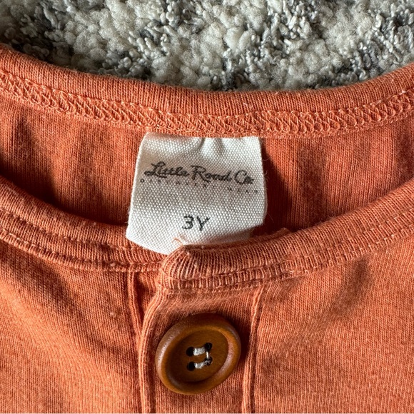 Little Road Co (formally Lulu + Roo) Sunset Orange and Surfer Outfit Bundle - Picture 7 of 12